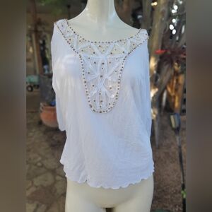 Q.U.E. White Tencel Stretch Crochet Lace Wood Bead Yolk Ruched Blouse L